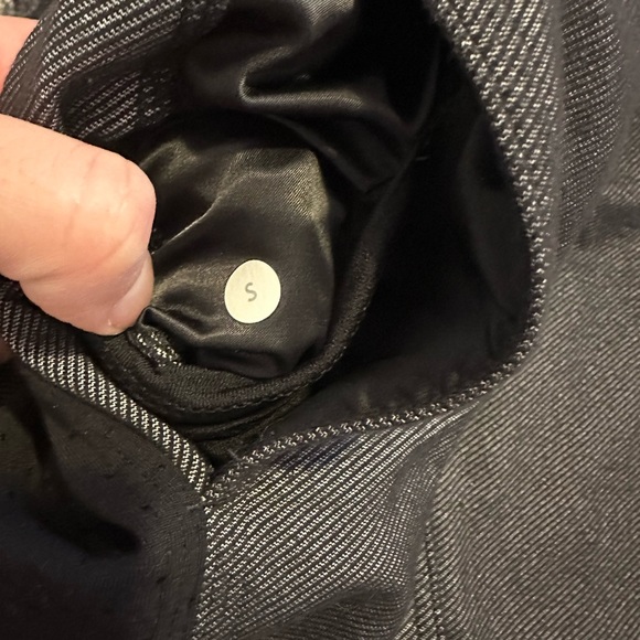 Lululemon Cocoon Car Coat size small - Picture 7 of 10